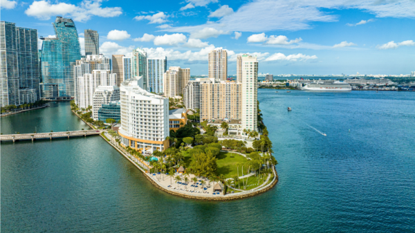 MANDARÍN ORIENTAL RESIDENCES (2) - PFS REALTY GROUP