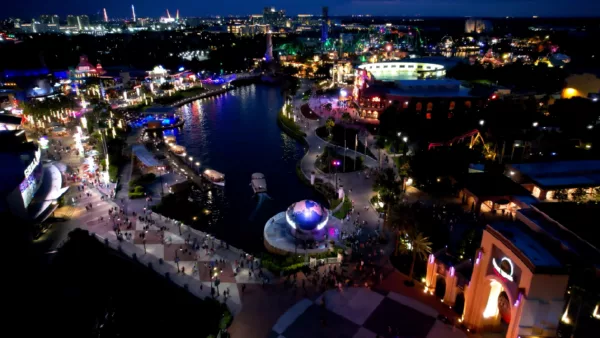 que hacer en Orlando de noche